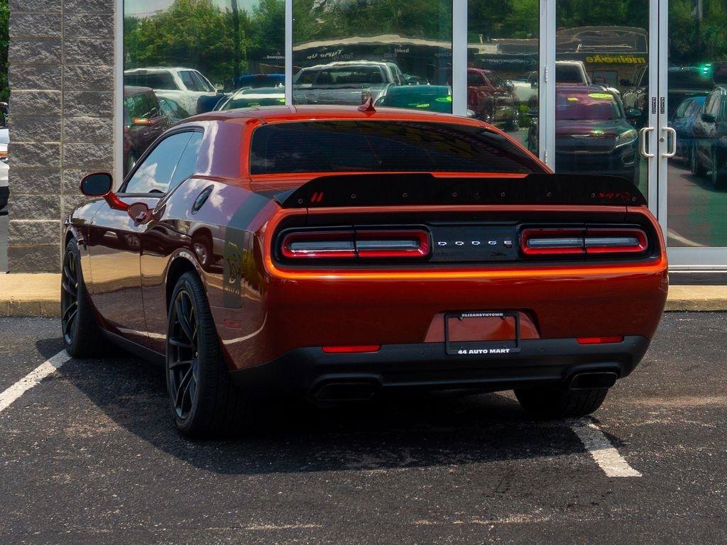 Used 2023 Dodge Challenger SRT Hellcat w/ Driver Convenience Group RWD image 4