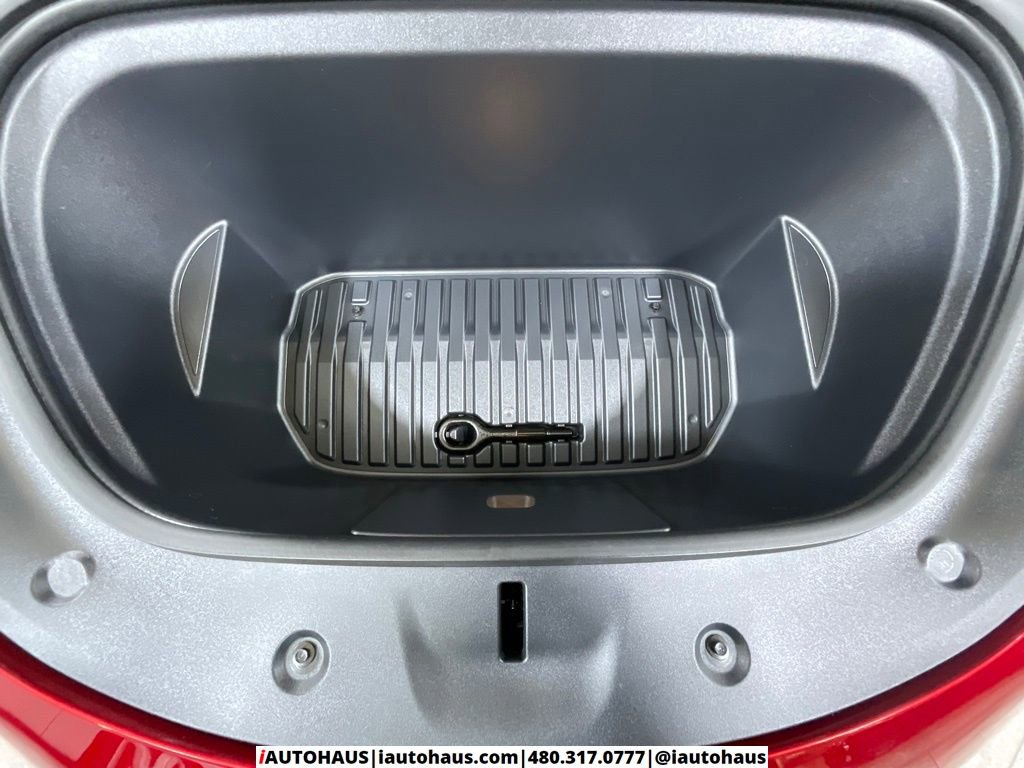 Used 2025 Tesla Model Y Long Range image 9