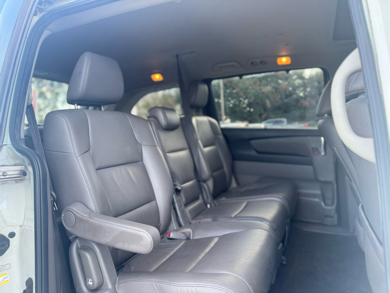 Used 2015 Honda Odyssey EX-L image 42