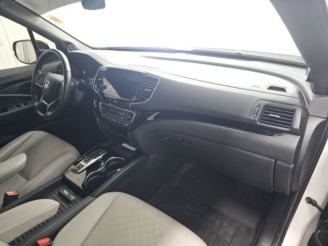 Used 2023 Honda Passport Elite image 11