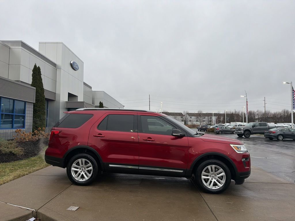 Certified 2018 Ford Explorer XLT w/ Equipment Group 201A image 8