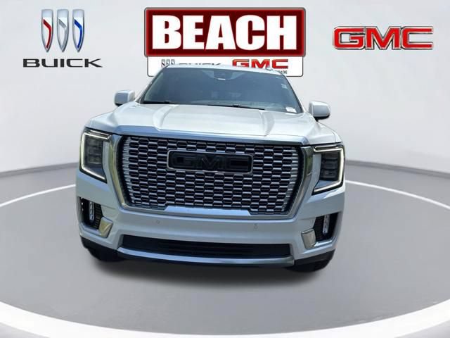 Used 2023 GMC Yukon Denali AWD/4WD image 8