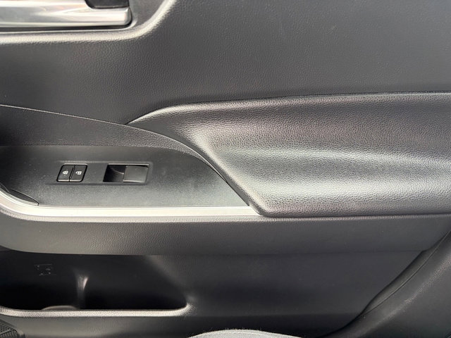 Used 2019 Toyota RAV4 XLE FWD image 22