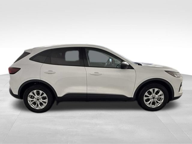 Used 2025 Ford Escape Active FWD image 9