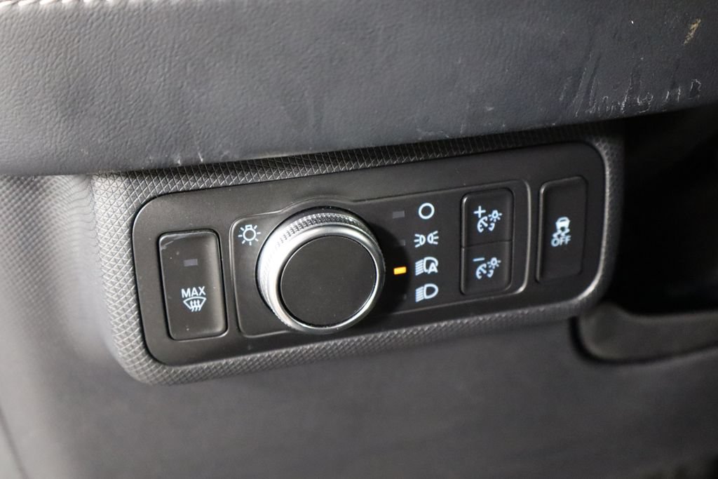 Used 2022 Ford Mustang Mach-E Select AWD/4WD image 22