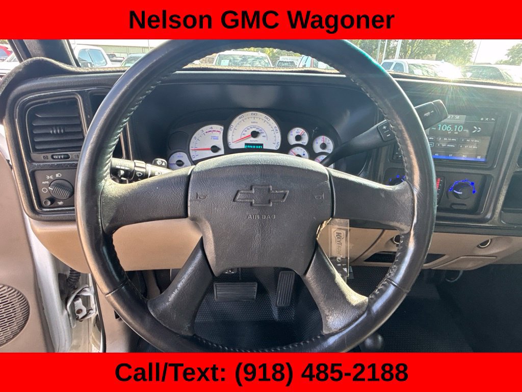 Used 2004 Chevrolet Silverado 3500 4x4 Crew Cab w/ Heavy-Duty Power Package image 35