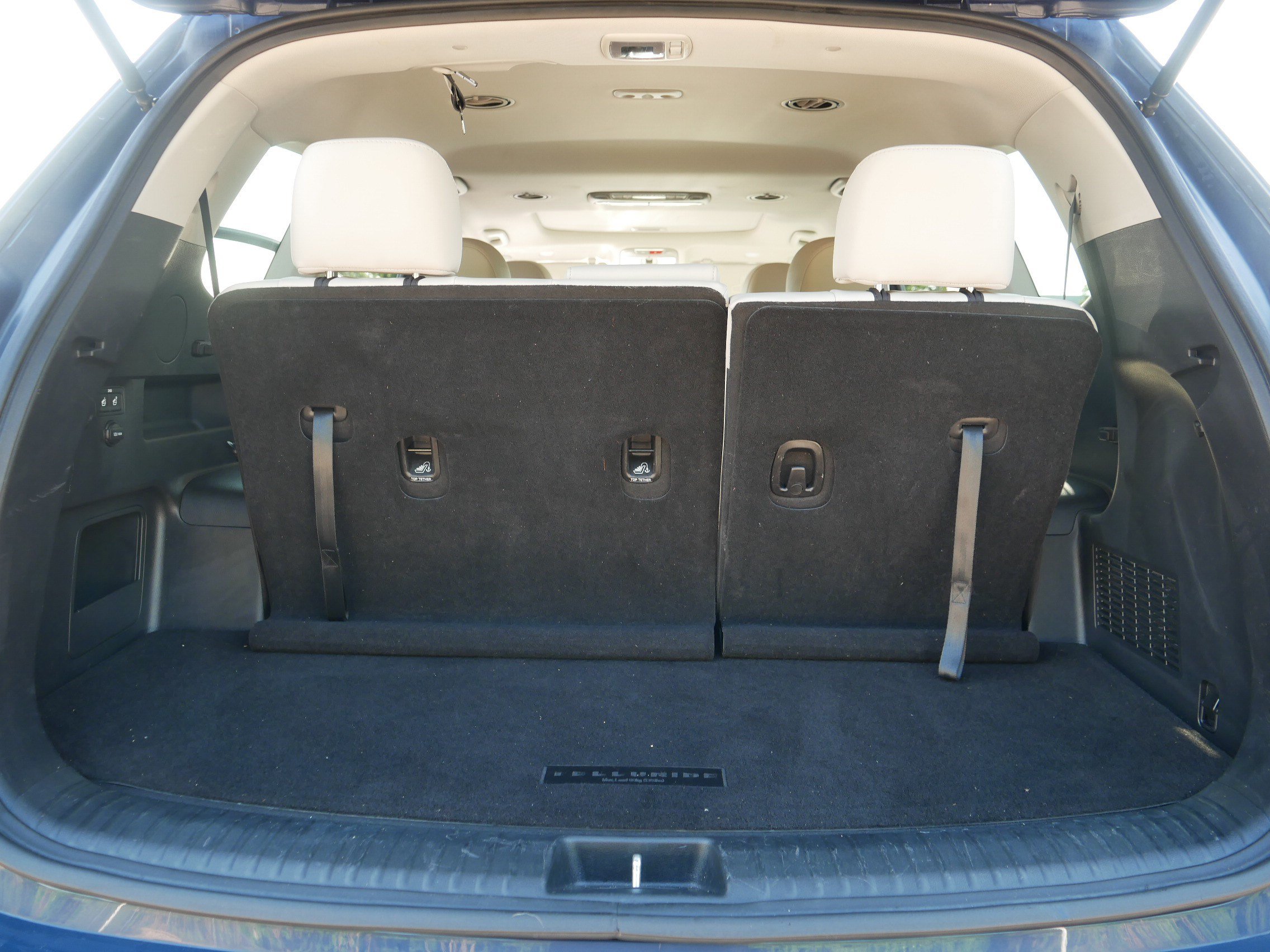 Certified 2024 Kia Telluride S w/ S Sunroof Package AWD/4WD image 18