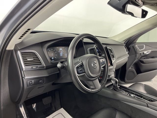 Used 2020 Volvo XC90 T6 Momentum image 19