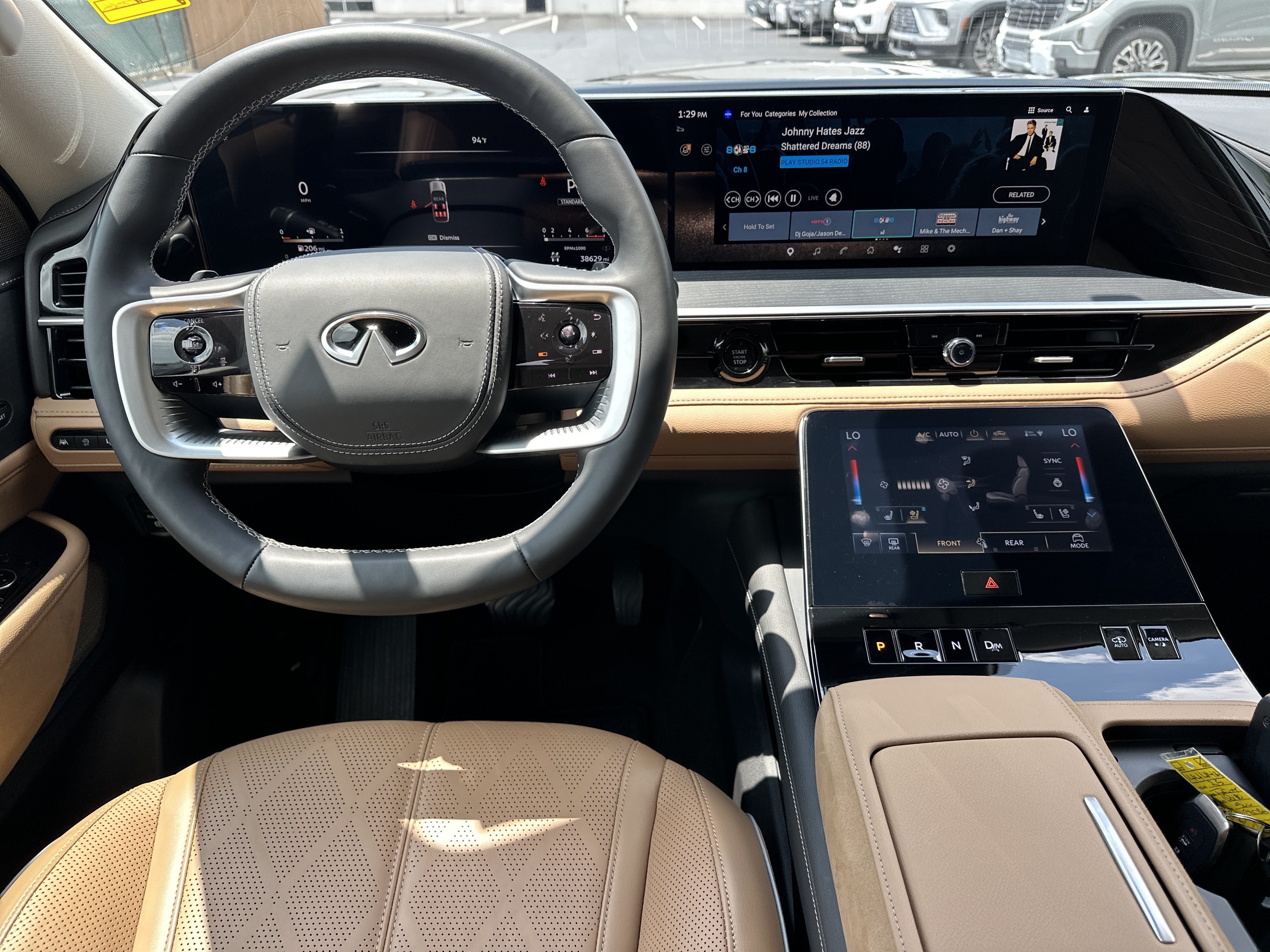 Used 2025 INFINITI QX80 Sensory AWD/4WD image 17