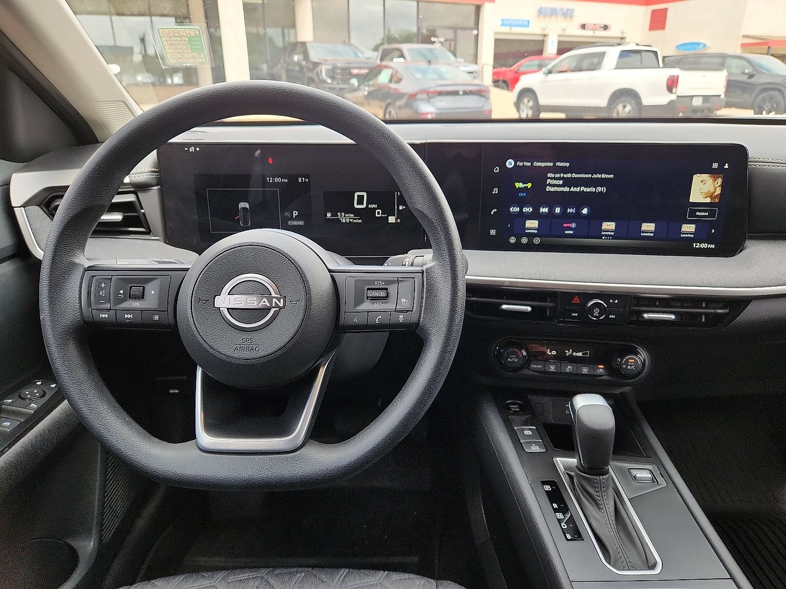 Used 2026 Nissan Kicks SV FWD image 11