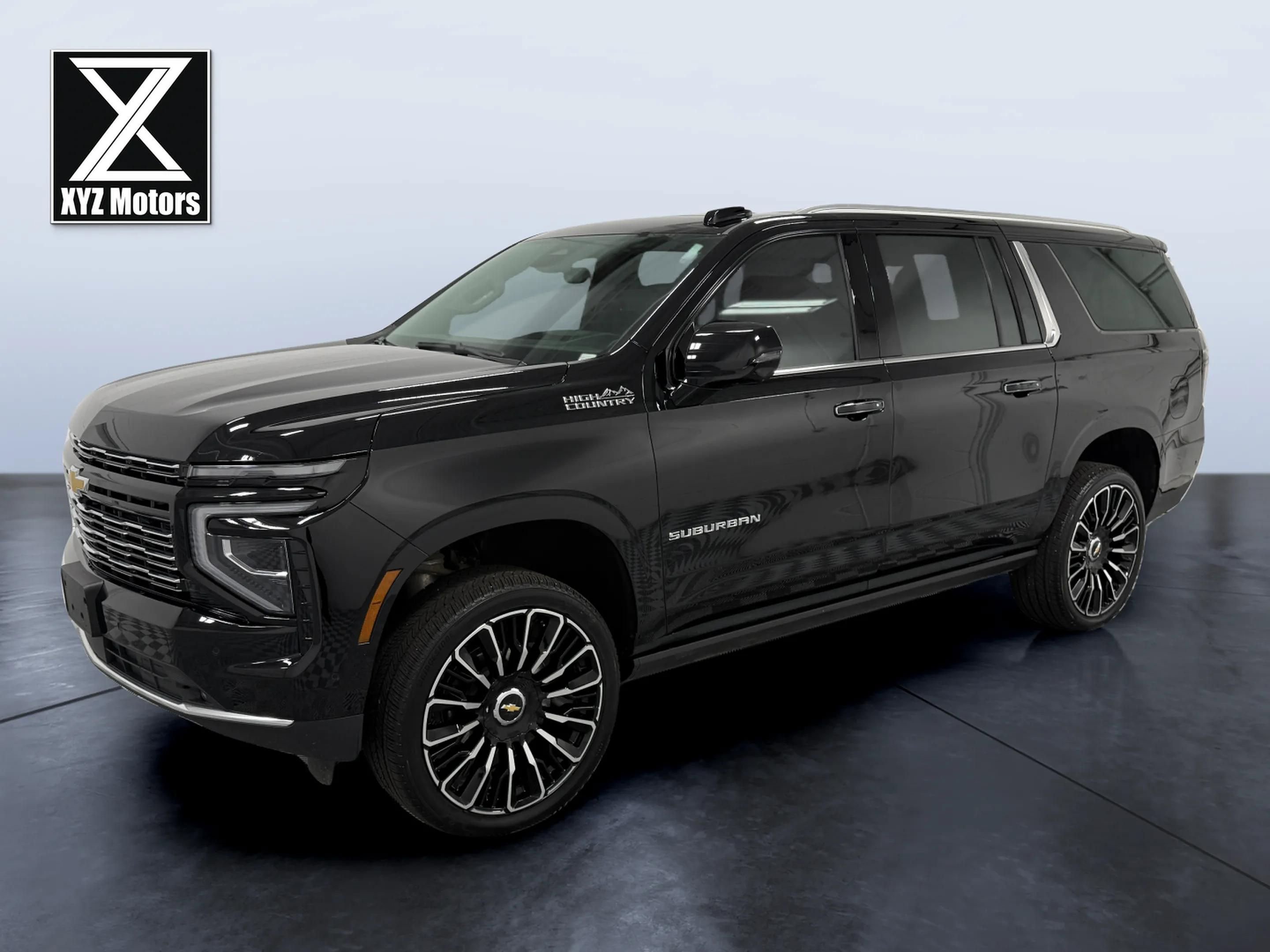 Used 2025 Chevrolet Suburban High Country image 2