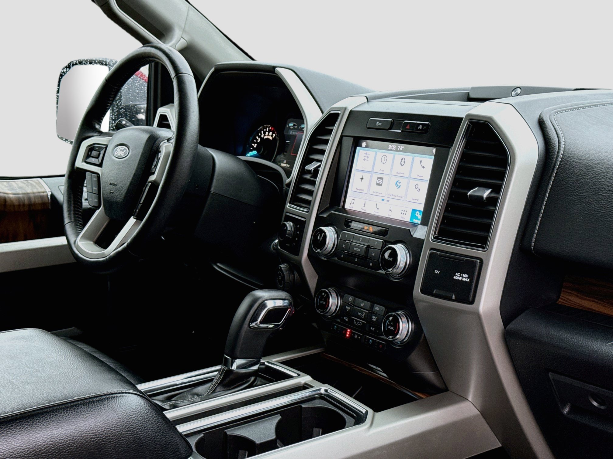 Used 2019 Ford F150 Lariat w/ Equipment Group 502A Luxury AWD/4WD image 15
