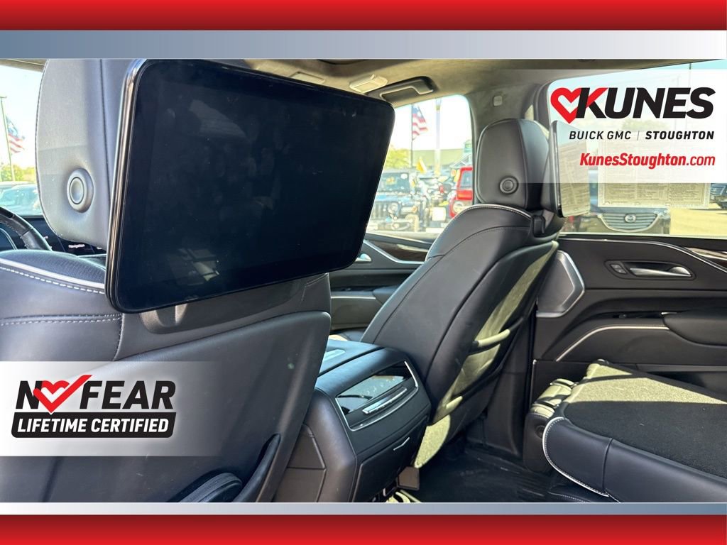 Used 2023 Cadillac Escalade Premium Luxury Platinum w/ Heavy-Duty Trailer Package image 27