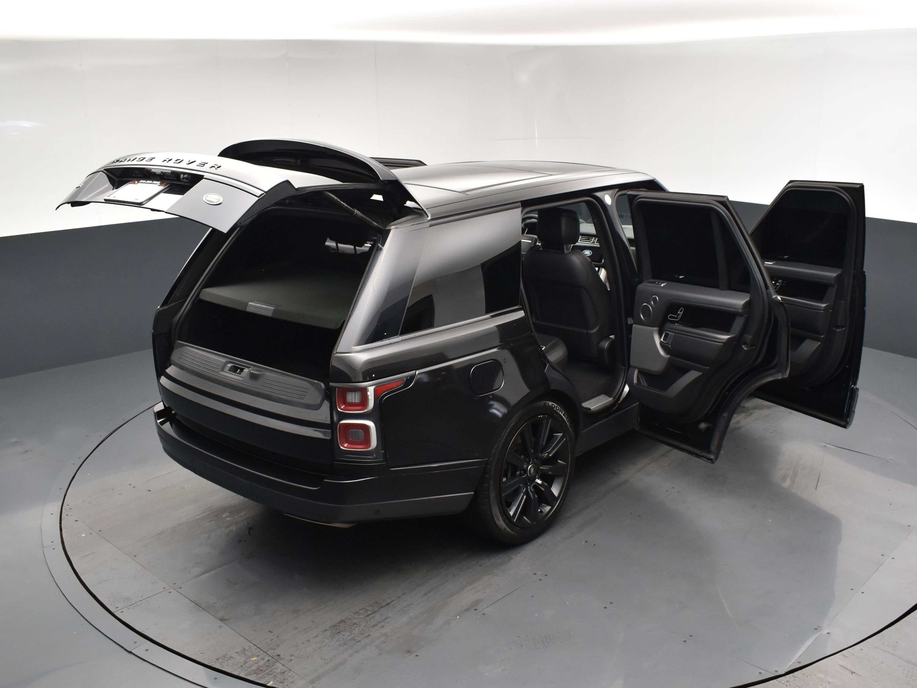 Used 2018 Land Rover Range Rover HSE AWD/4WD image 26