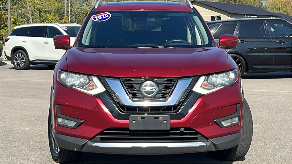 Used 2020 Nissan Rogue SV image 3