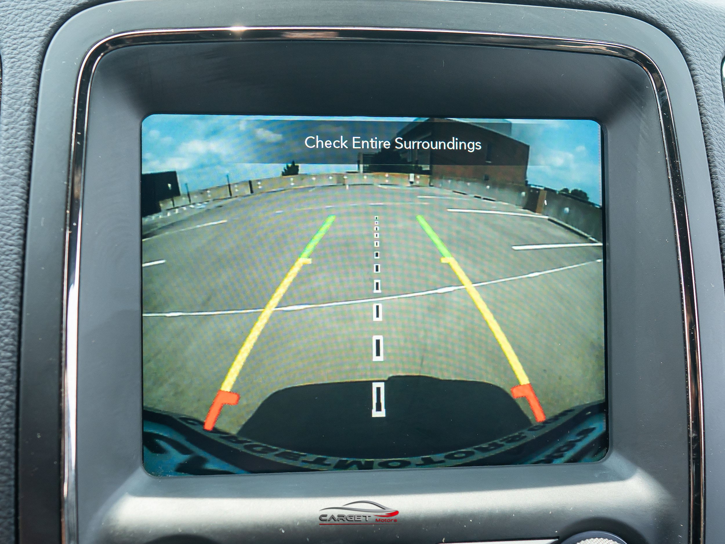 Used 2020 Dodge Durango R/T w/ Blacktop Package AWD/4WD image 32