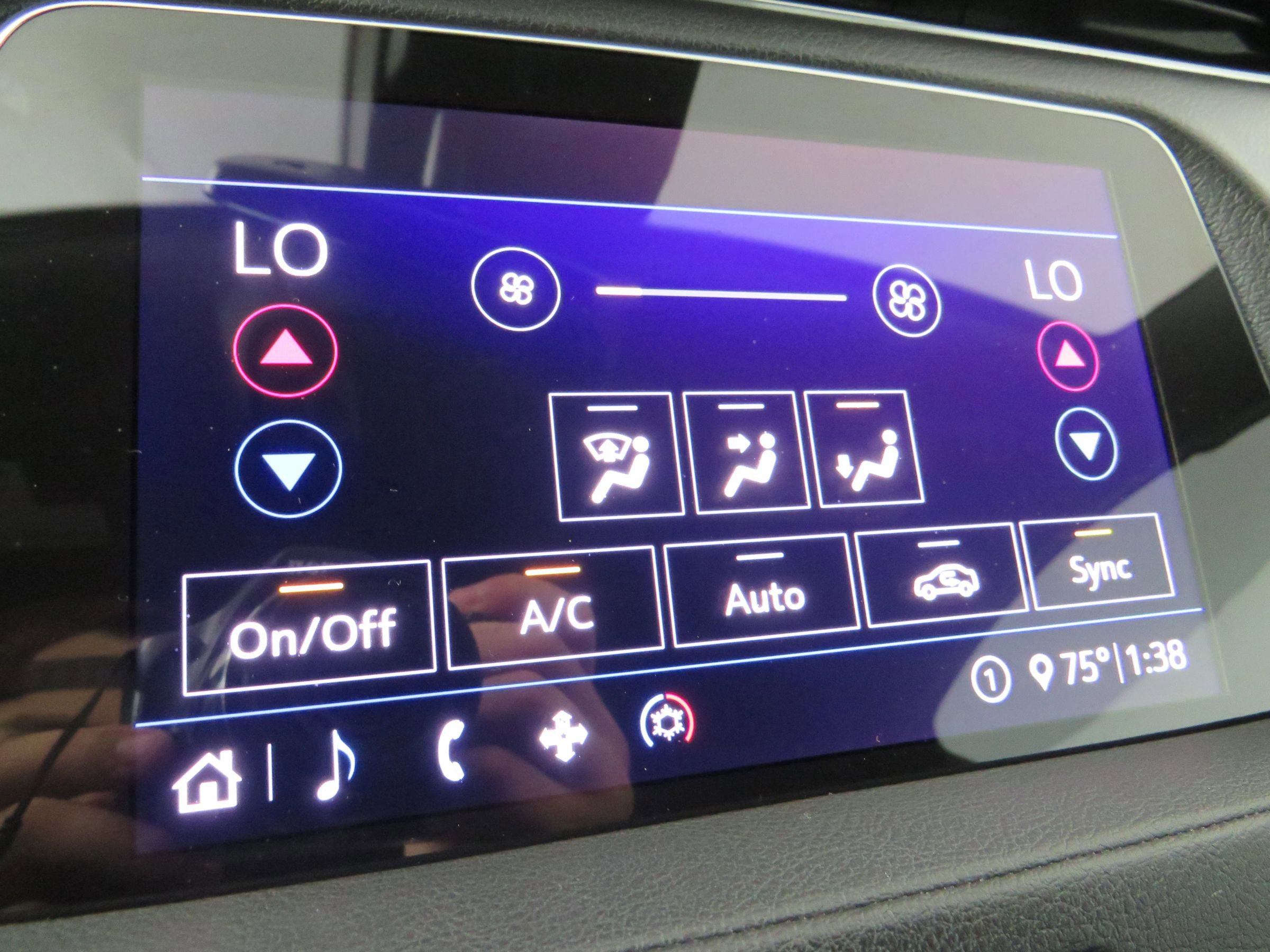 Used 2020 Cadillac XT4 Premium Luxury image 19