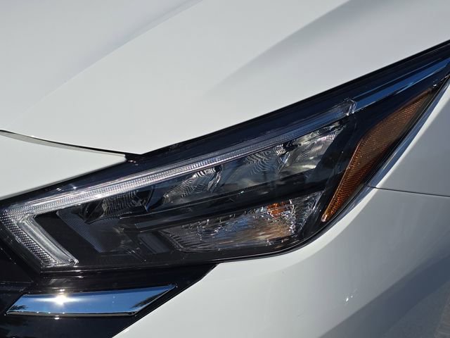 New 2025 Nissan Versa S w/ Trunk Package FWD image 10