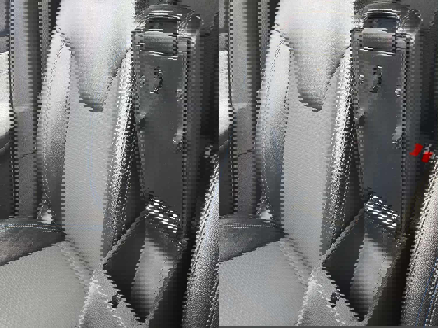 Used 2024 Jeep Compass Latitude image 40