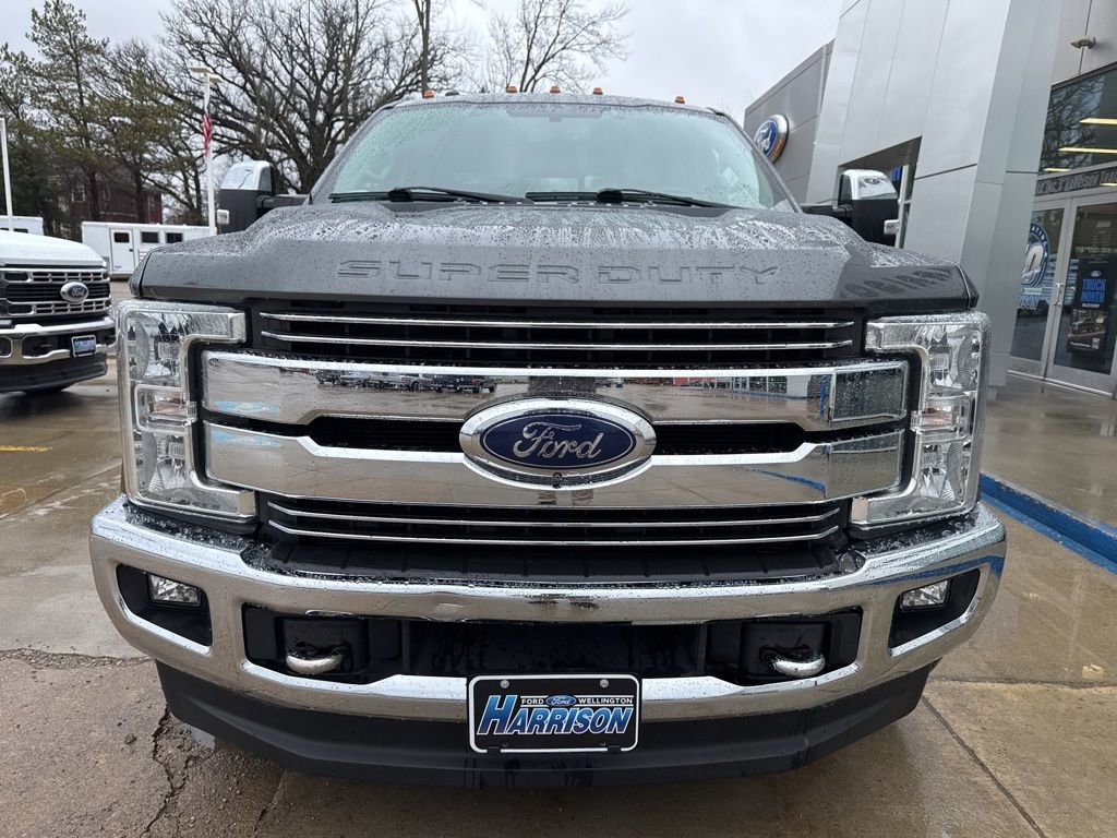 Used 2018 Ford F350 Lariat w/ Chrome Package image 36