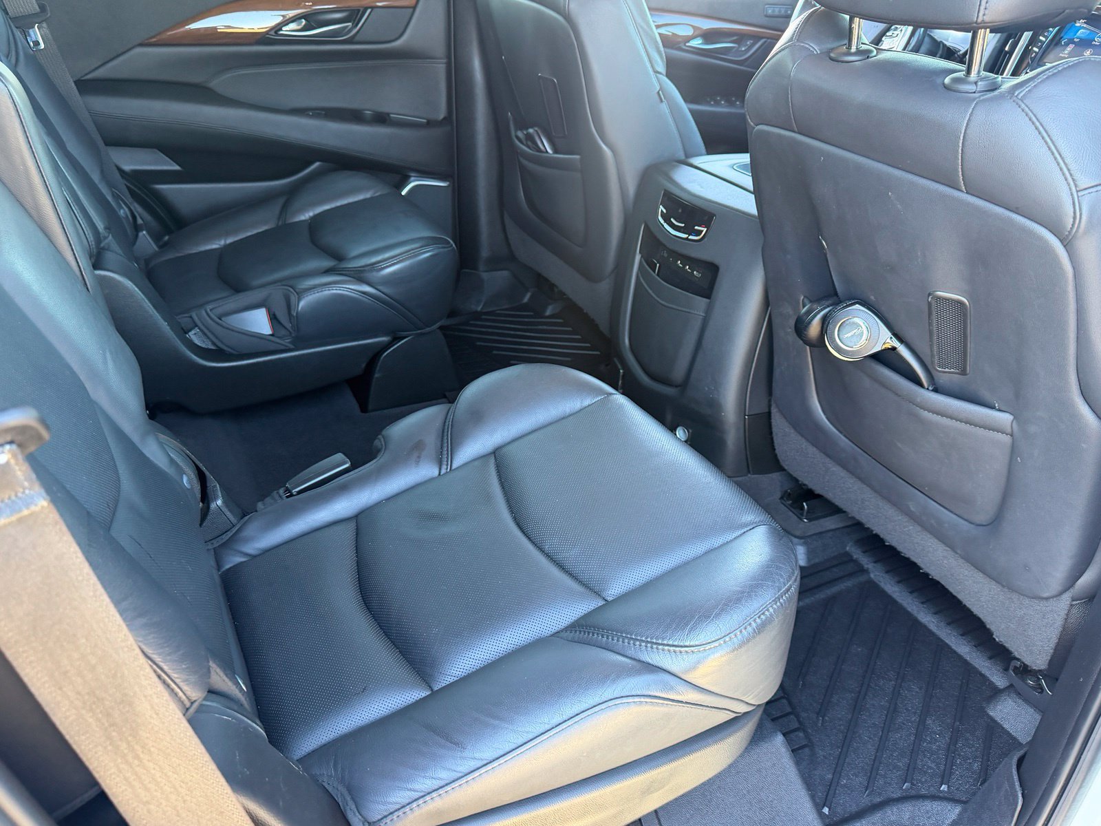 Used 2020 Cadillac Escalade Luxury RWD image 46