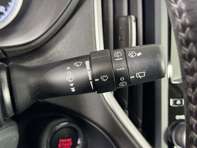 Used 2023 Subaru Forester Premium AWD/4WD image 24