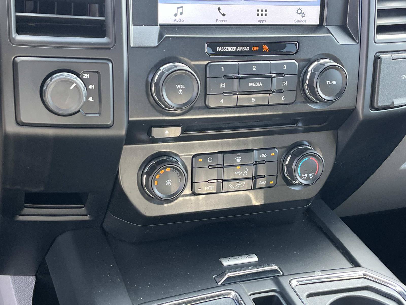 Used 2017 Ford F150 XL w/ Equipment Group 101A Mid AWD/4WD image 29