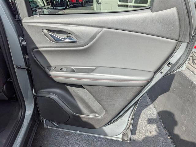 Used 2023 Chevrolet Blazer RS w/ Enhanced Convenience Package image 18