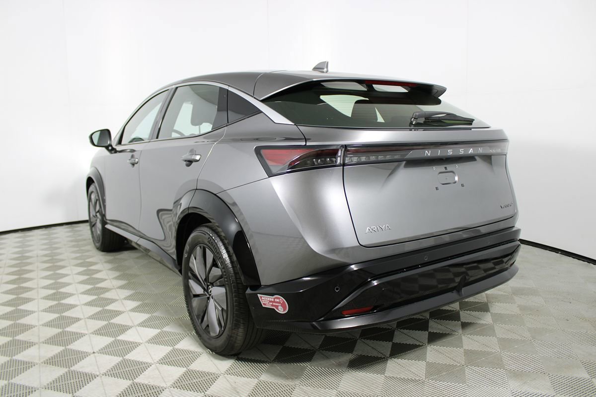Used 2024 Nissan Ariya FWD image 32