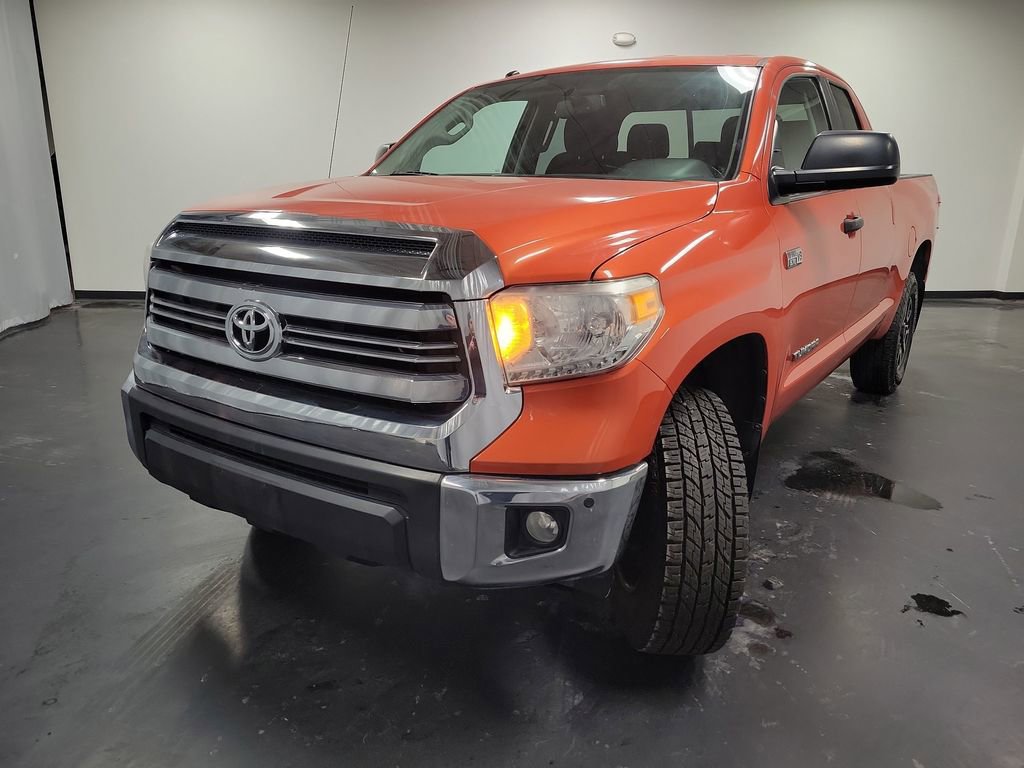 Used 2017 Toyota Tundra SR5 image 4