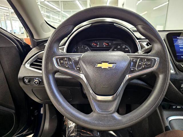 Used 2021 Chevrolet Malibu LT image 10