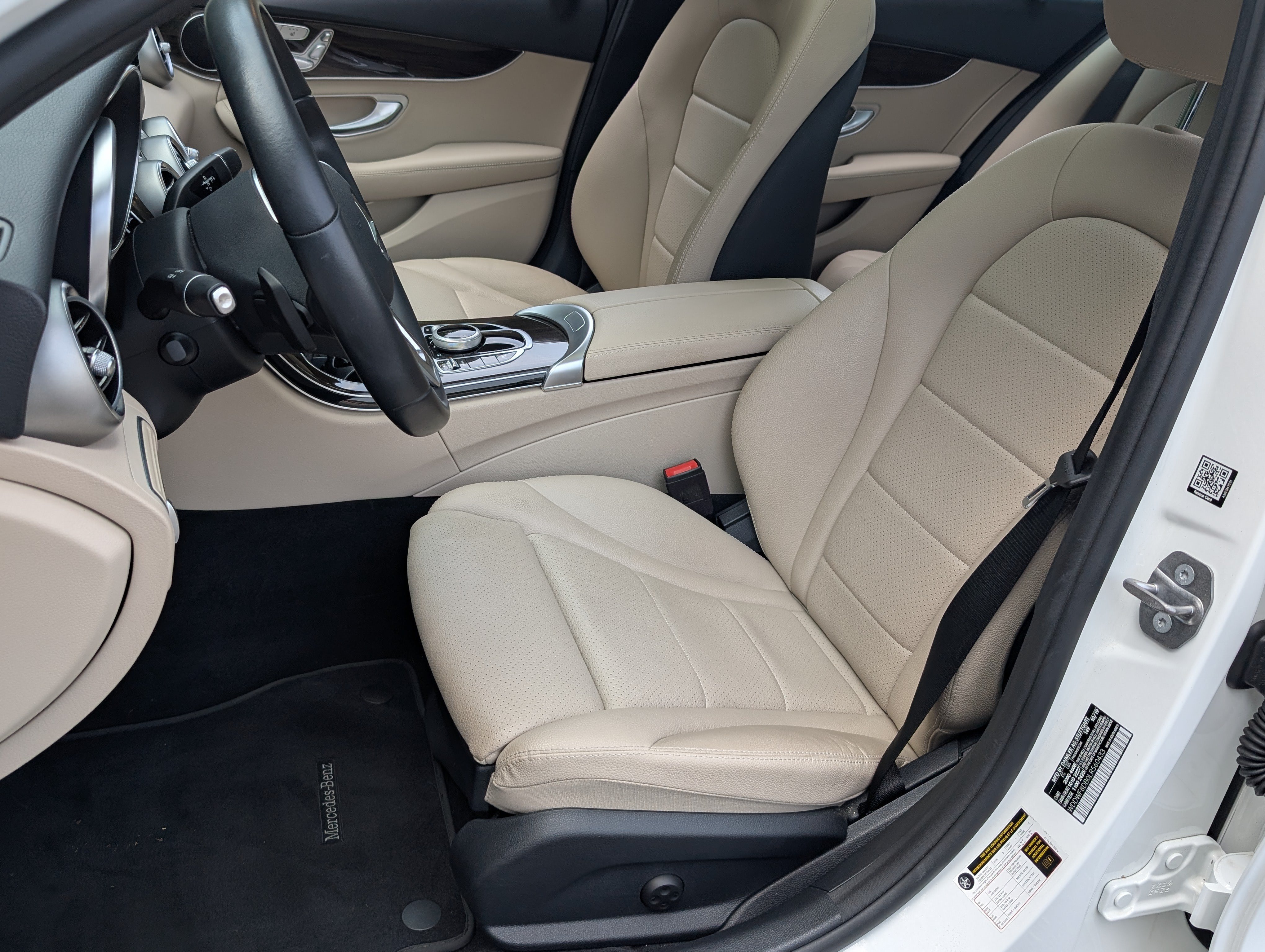 Used 2020 Mercedes-Benz C 300 Sedan image 17
