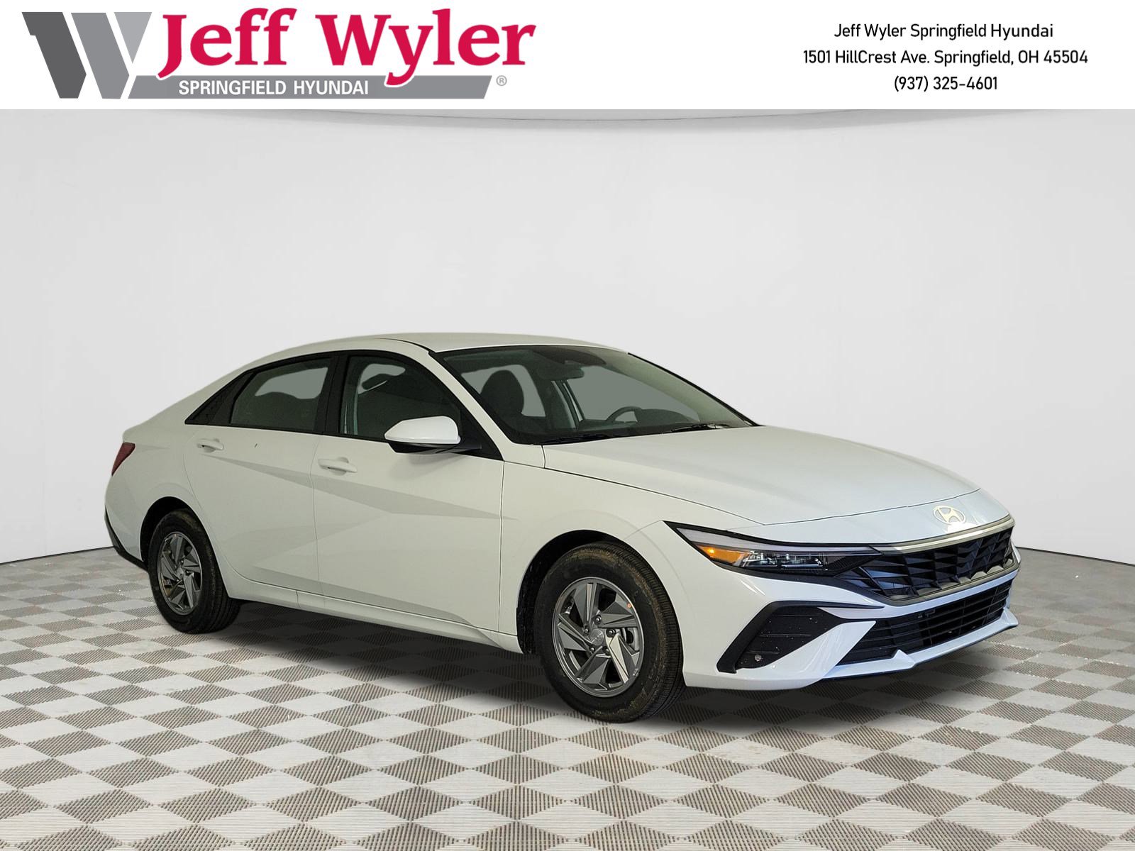 New 2026 Hyundai Elantra SE image 1