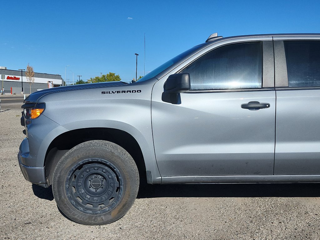 Used 2023 Chevrolet Silverado 1500 Custom w/ Rally Edition image 10