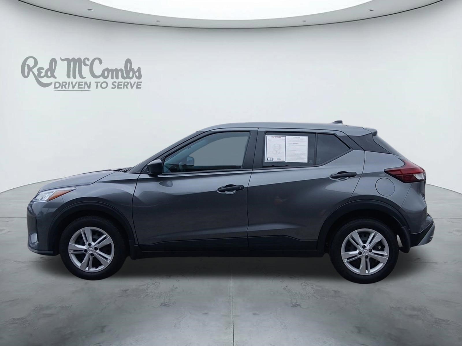 Used 2024 Nissan Kicks S image 2