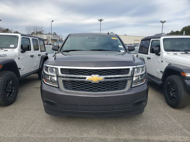 Used 2015 Chevrolet Suburban LT image 2