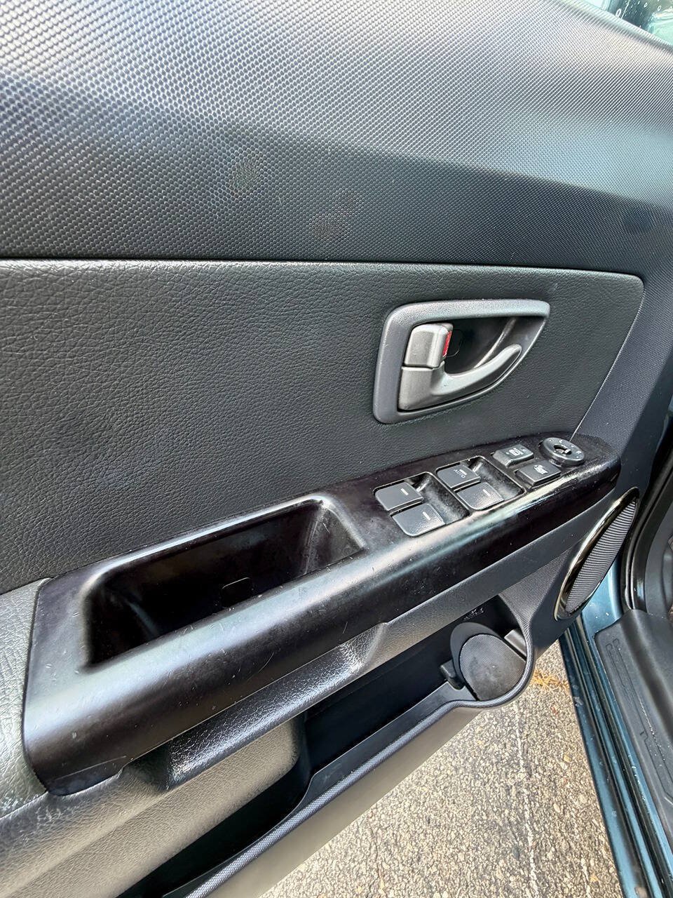 Used 2011 Kia Soul + w/ Audio Pkg FWD image 18