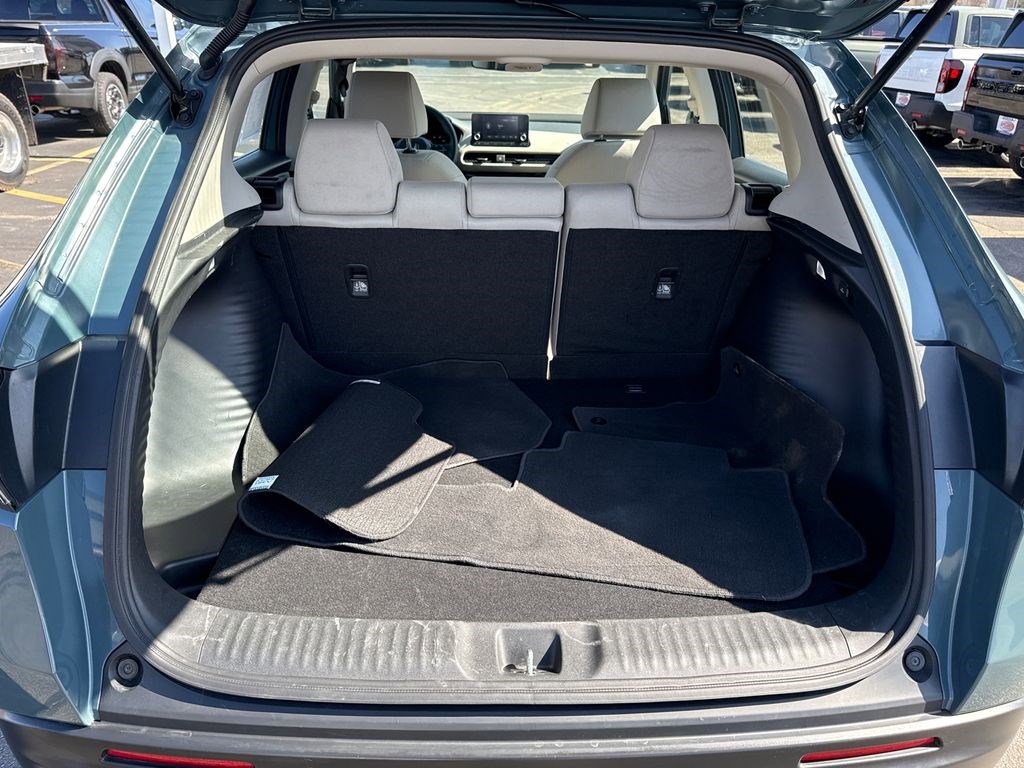 Certified 2024 Honda HR-V LX image 16