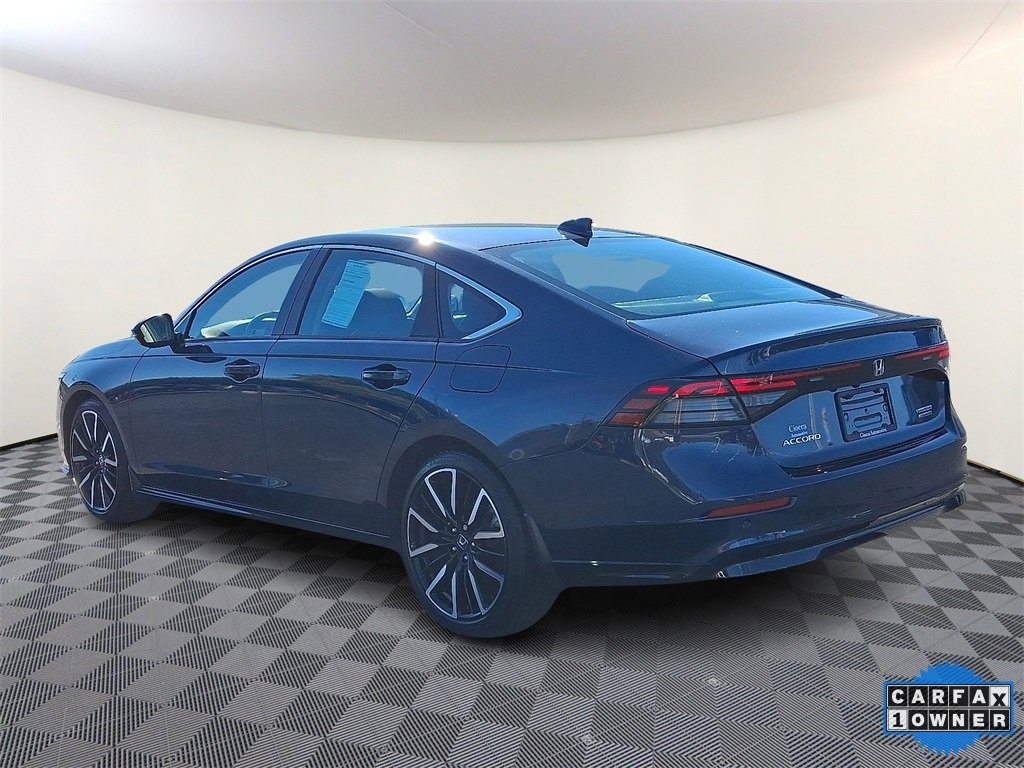 Used 2024 Honda Accord Touring image 7