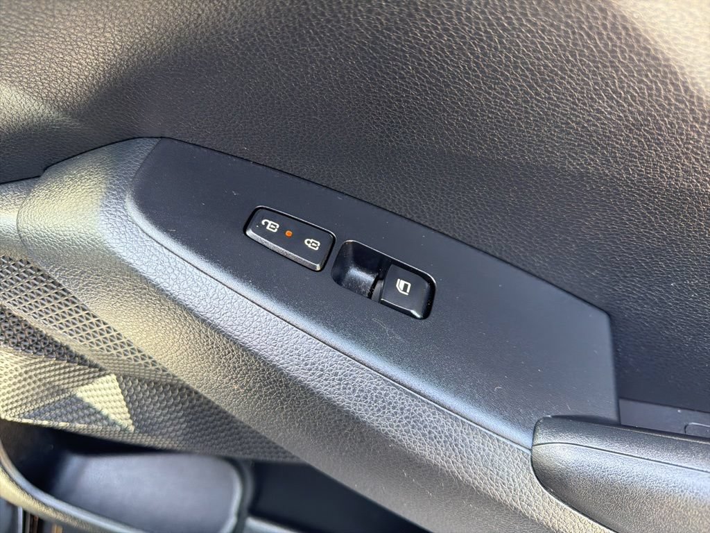 Used 2026 Kia Seltos EX FWD image 14