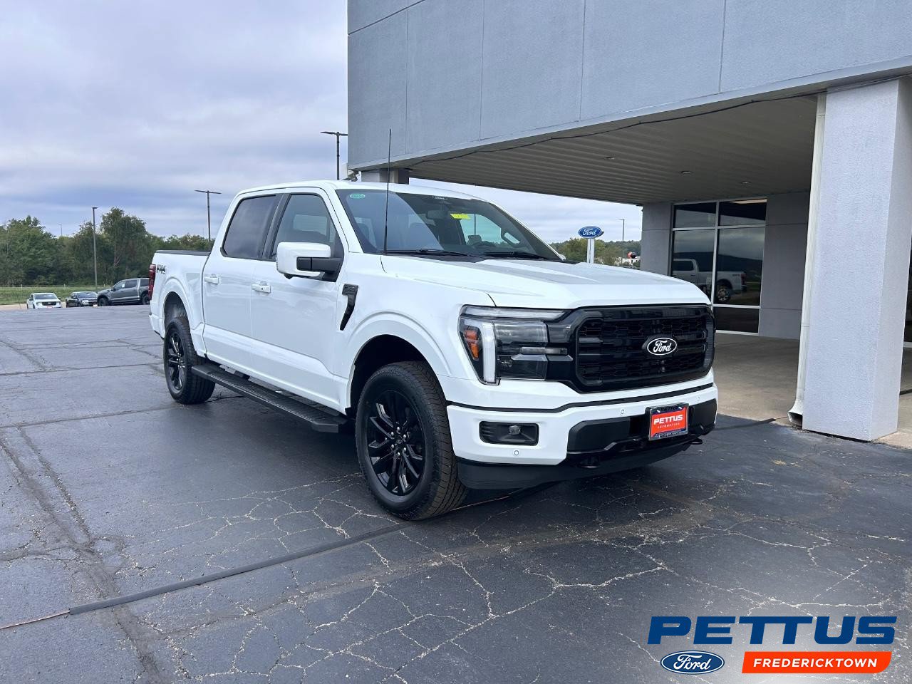 New 2025 Ford F150 Lariat w/ Equipment Group 502A High