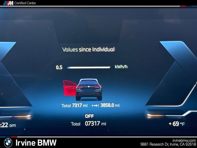 Used 2026 BMW iX xDrive45 w/ M Sport Package image 24