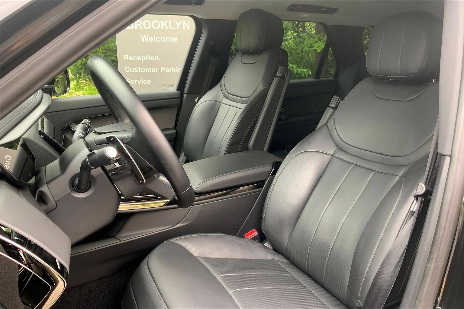 Certified 2024 Land Rover Range Rover Sport SE AWD/4WD image 7