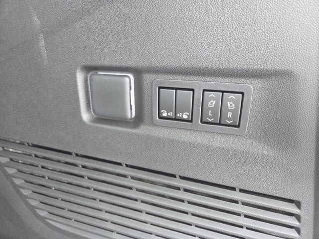 New 2026 GMC Yukon XL Elevation w/ Elevation Premium Package image 19