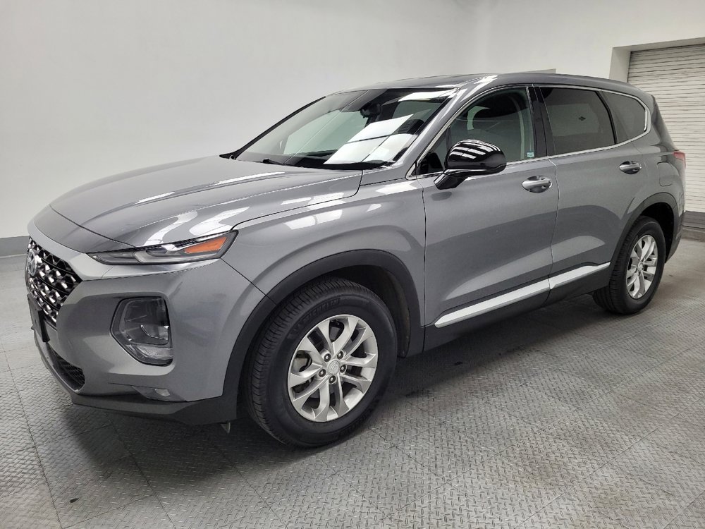 Used 2019 Hyundai Santa Fe SEL image 2