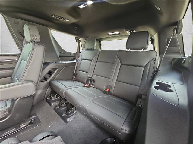 Used 2024 GMC Yukon Denali AWD/4WD image 18