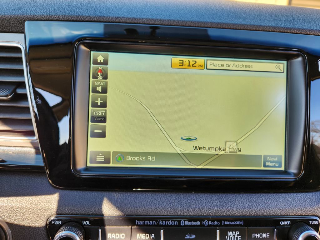 Used 2017 Kia Niro EX image 16