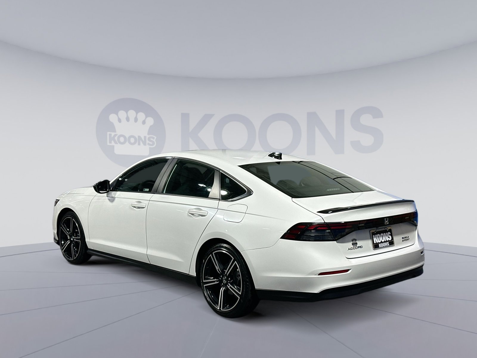 Used 2024 Honda Accord Sport image 4