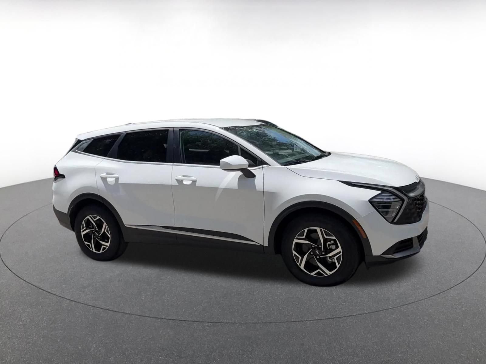 Used 2025 Kia Sportage LX FWD video 2