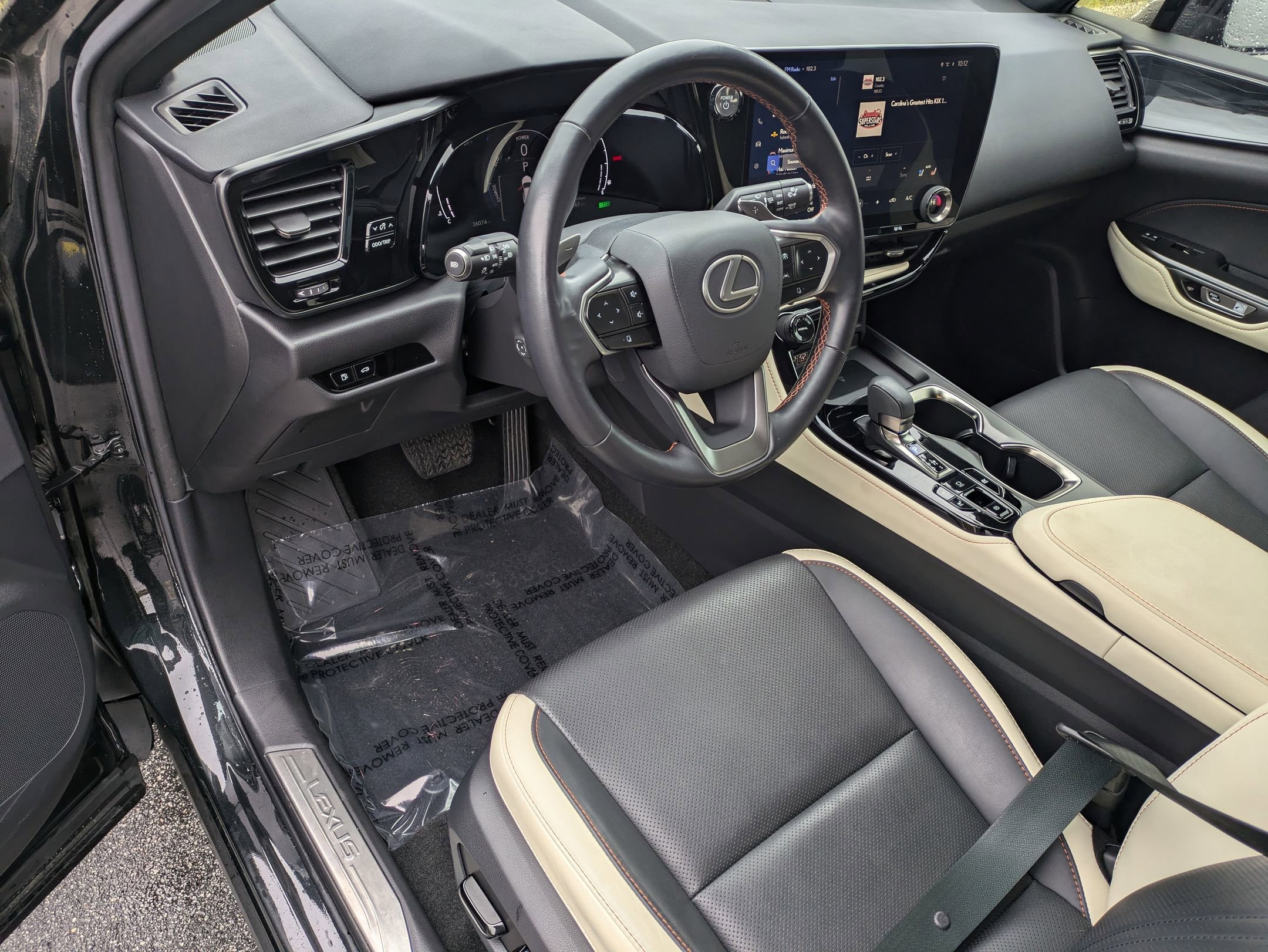 Used 2022 Lexus NX 350h AWD image 9